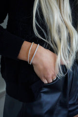 the jackie stretchy tennis bracelet: gold