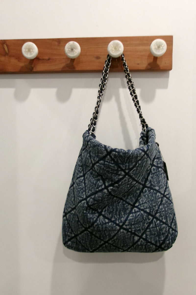 pop quilted denim tote