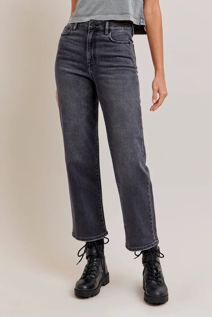 Hidden Ella Charcoal Wash Straight Jean