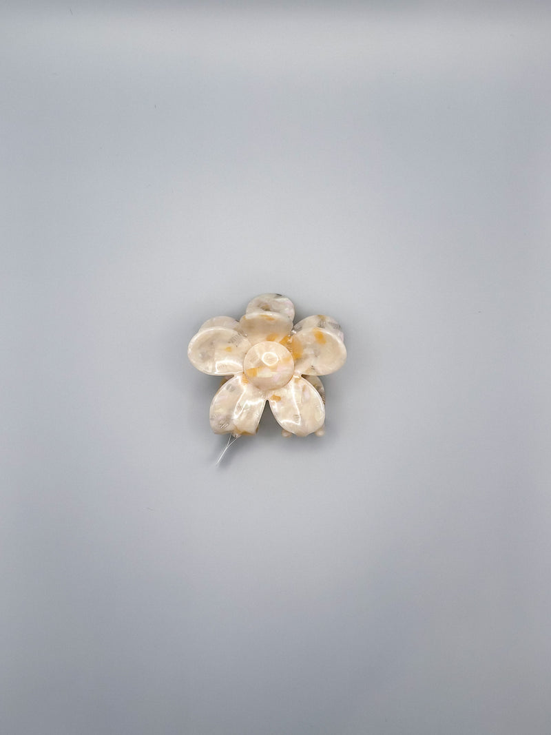 pearl flower hair clip