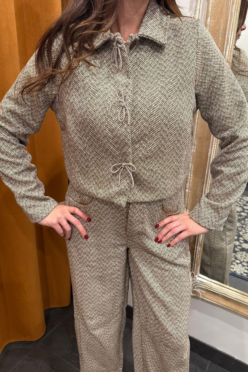 so chic herringbone cropped jacket