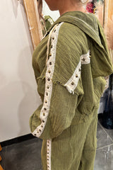 vinatge olive zip up hoodie
