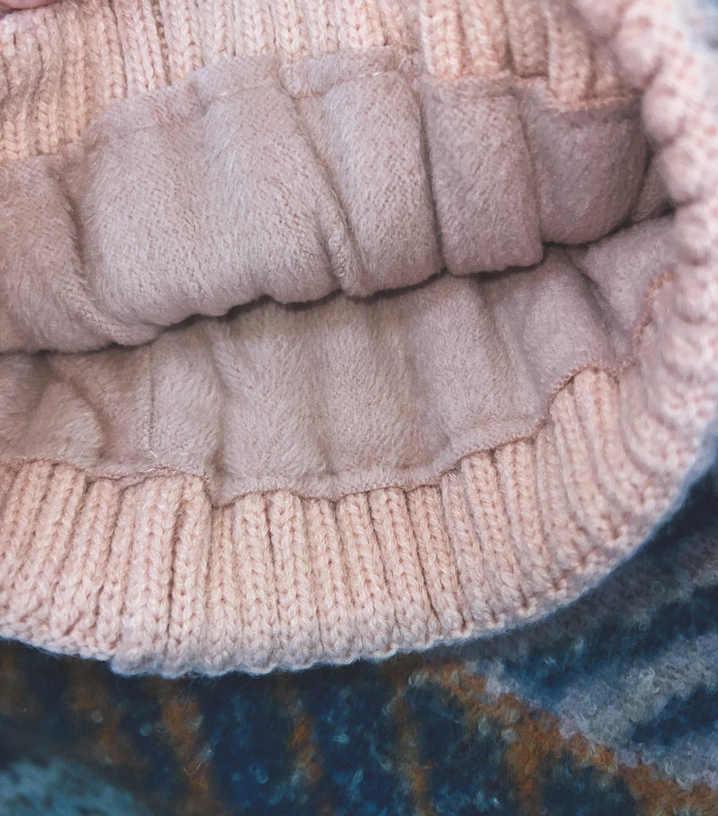 pink knit pom pom beanie