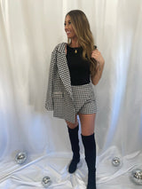 center of attention tweed blazer